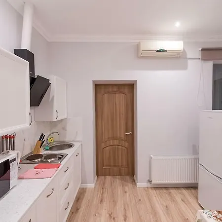 Apartments-center-bunina 22-floor 1 N.3. * Odesa